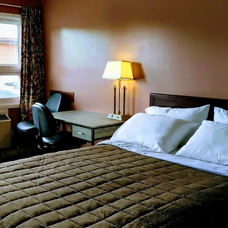Kings Inn Midland-2