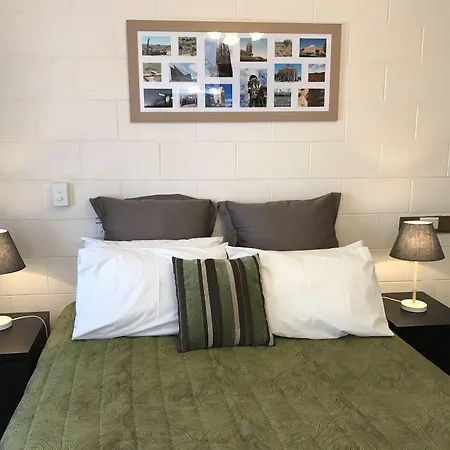 The Lodge Outback Motel-3