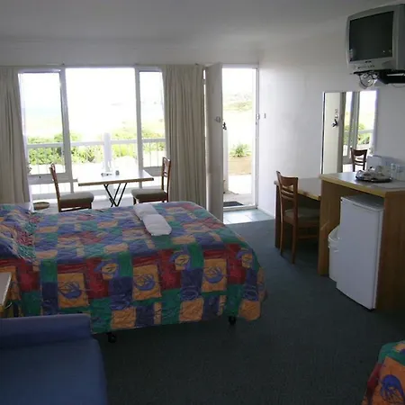 A Great Ocean View Motel-3