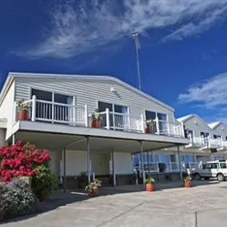 A Great Ocean View Motel-2
