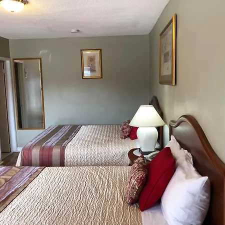 Niagara Inn & Suites-3
