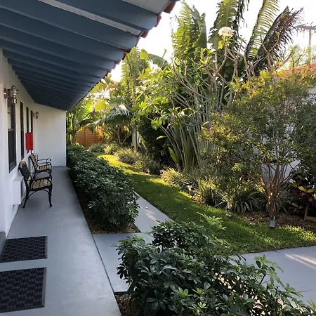 Oasis Hotel-3