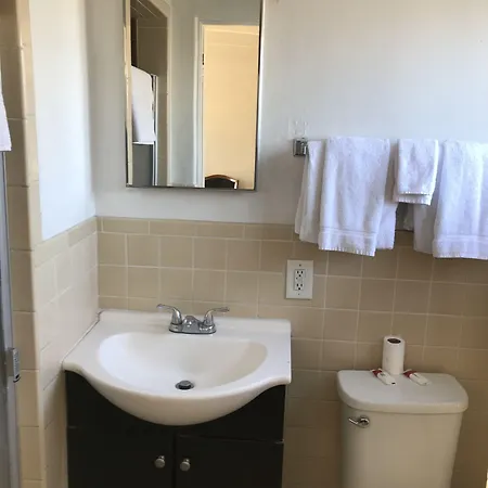 Ventura Beach House Motel-3