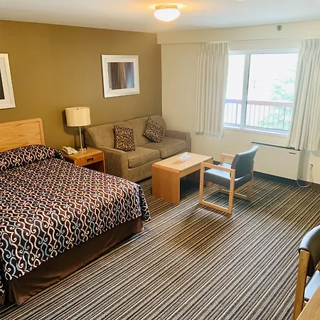 Toronto Lakeshore Hotel-2