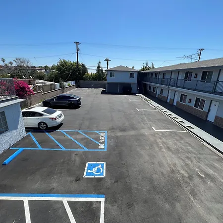 Sunshine Motel-3