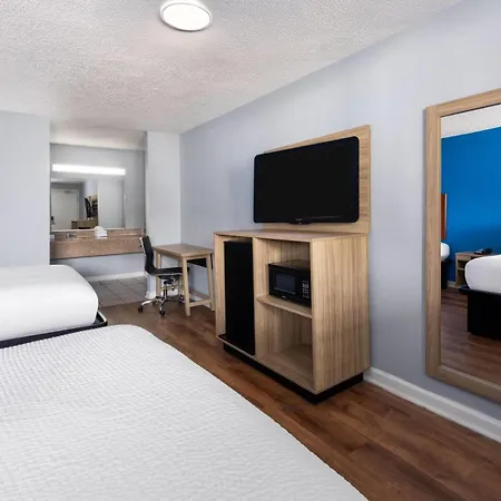 Super 8 By Wyndham Portsmouth - Norfolk-3