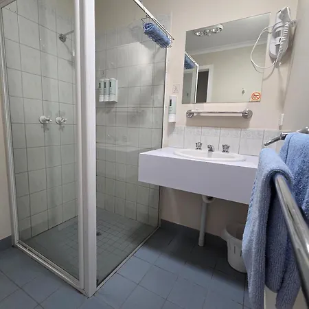 Mansfield Travellers Lodge-2