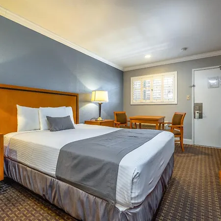 Soma Park Inn-2