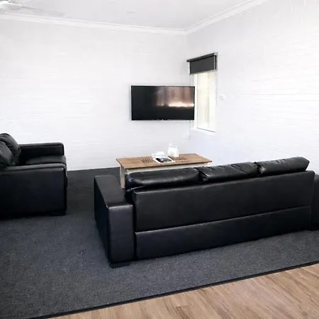 Busselton Gale Street Motel & Villas-3