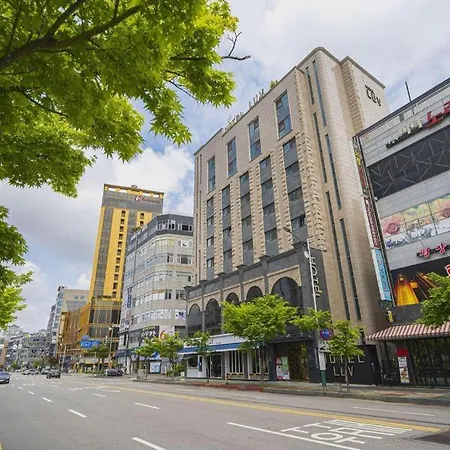 Business Design Hotel Luv-2