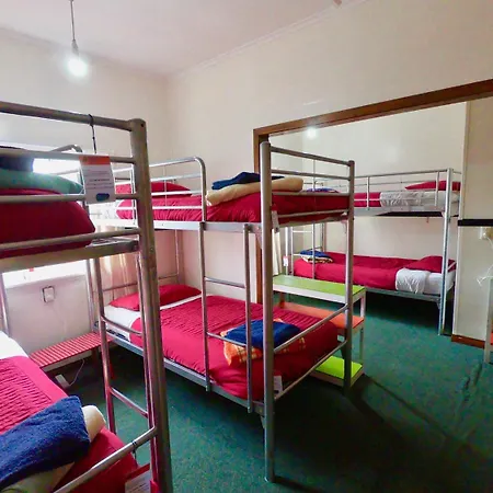 Ducks & Drakes Boutique Motel & Backpackers-3