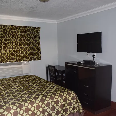 Top Hat Motel-2