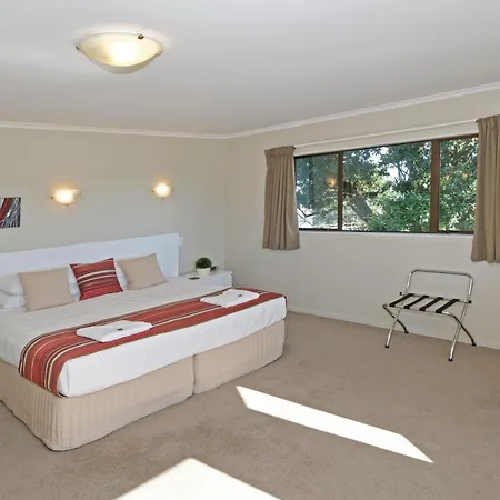 Airport Harbour Motel-3
