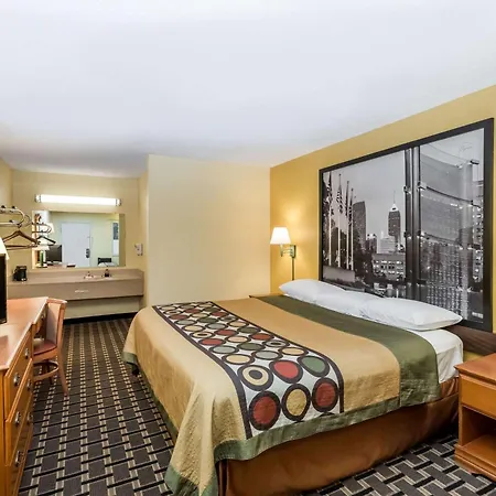 Super 8 By Wyndham Indianapolis-Southport Rd-2