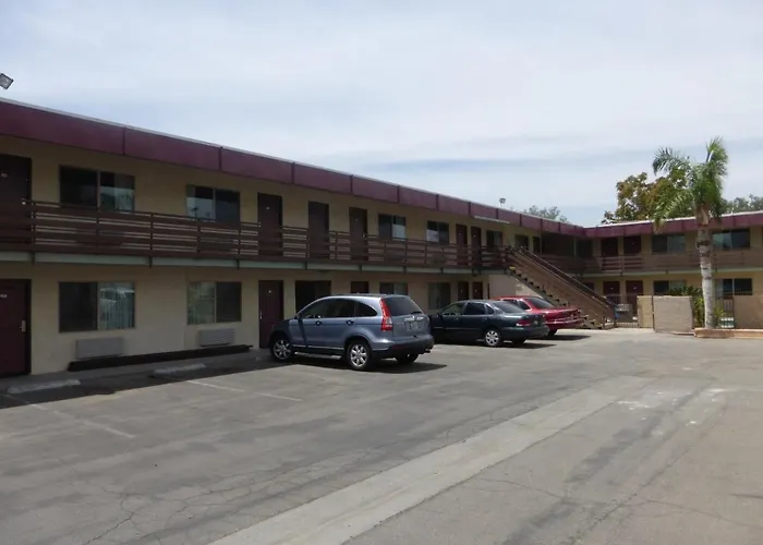 Red Roof Inn Bakersfield