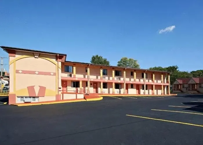 The Regal Inn & Suites