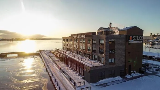 Ping Pong hotel: Pier B Resort