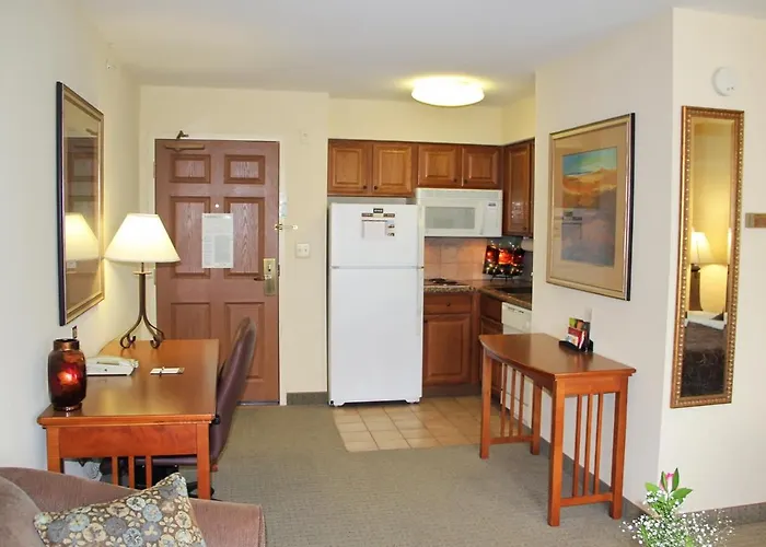 Hotel: Staybridge Suites Lincoln I-80, An Ihg Hotel