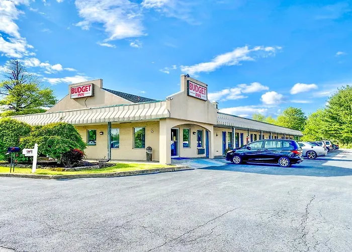 Cheap hotel: Budget Inn New Cumberland-Harrisburg-Hershey-York