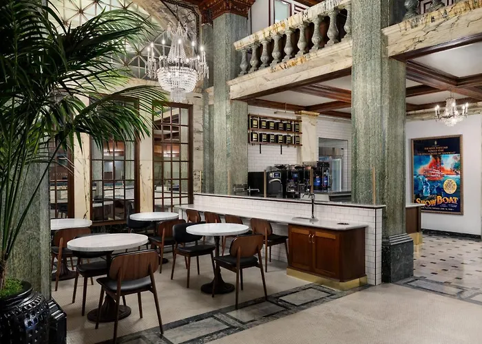 Casino hotel: Hotel Whitcomb