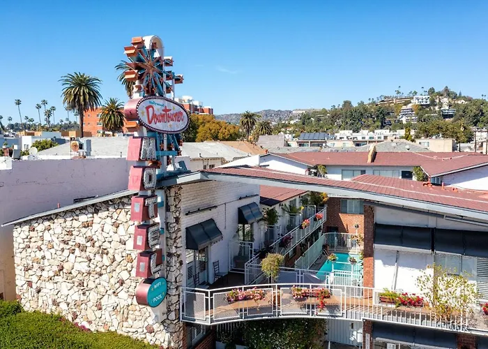 Hollywood Downtowner