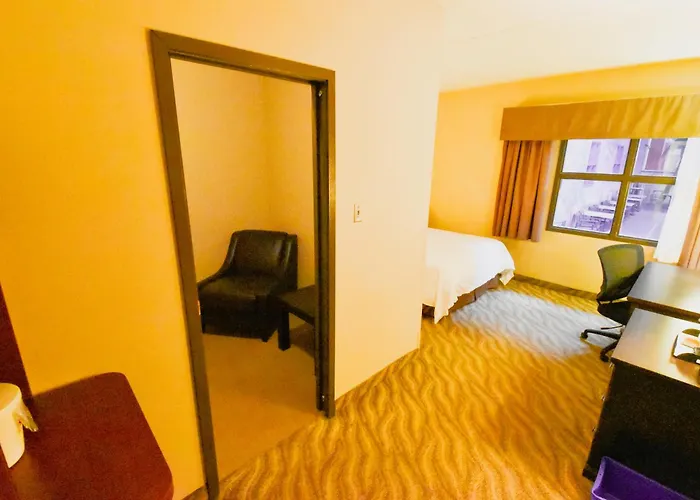 Waterpark hotel: Canad Inns Destination Centre Garden City
