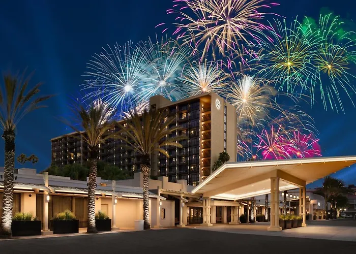 Luxury hotel only: Sheraton Park Hotel At The Anaheim Resort
