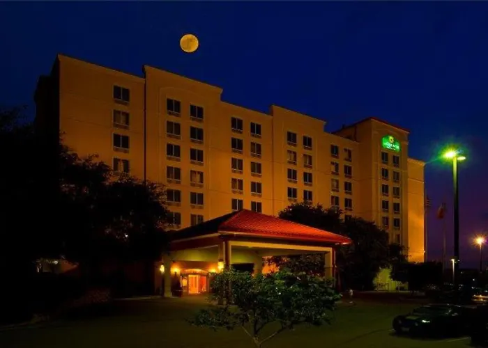 Cheap hotel: La Quinta By Wyndham San Antonio Medical Ctr. Nw