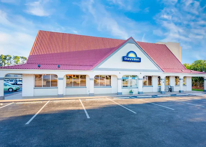 Days Inn By Wyndham Wilmington / University