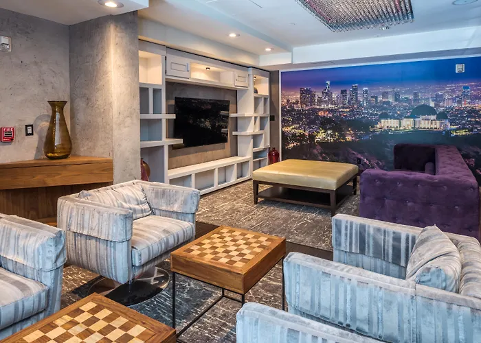 Cheap hotel: The O Hotel, Trademark Collection By Wyndham