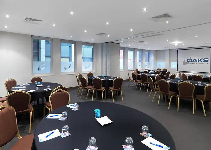 Oaks Melbourne On Collins Suites