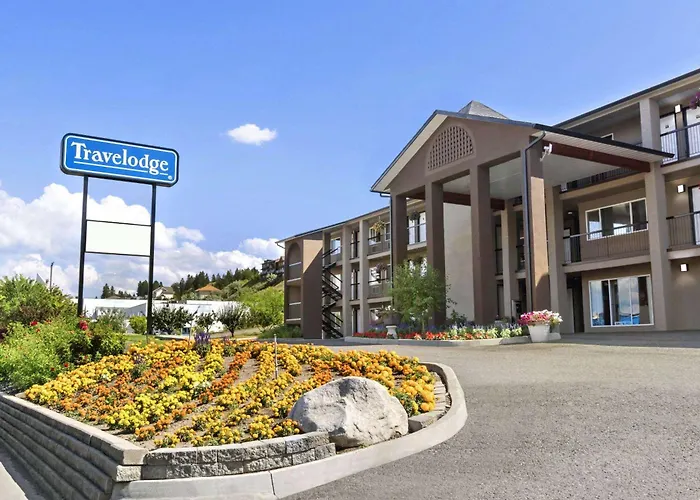 Cheap hotel: Travelodge By Wyndham Kamloops Mountview
