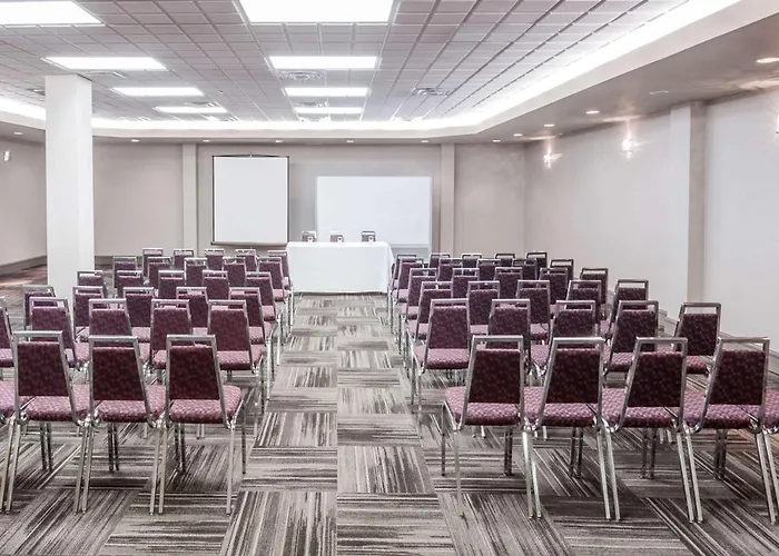 Ramada By Wyndham Edmonton South