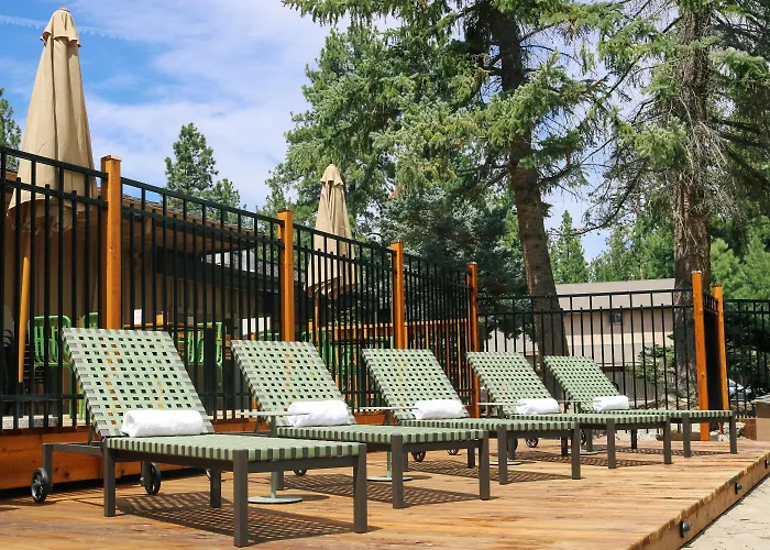 Beach hotel: Station House Inn South Lake Tahoe