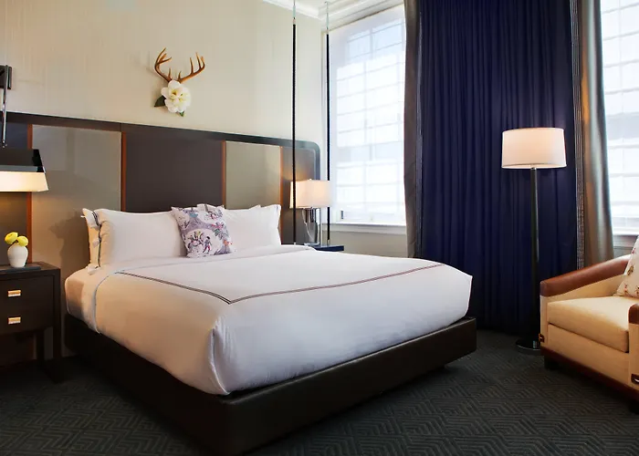 Resort: Kimpton Cardinal Hotel By Ihg