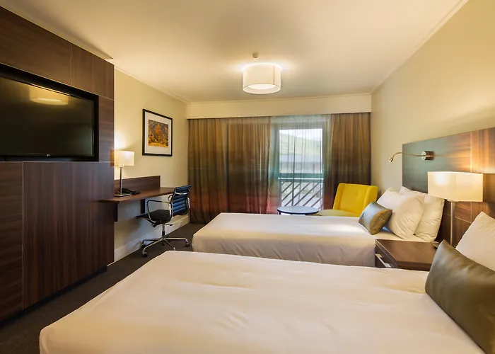 Airport Hotel: Holiday Inn Queenstown Frankton Road By Ihg