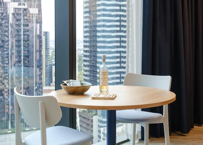 Centraal gelegen hotel: Scape Living At Aurora