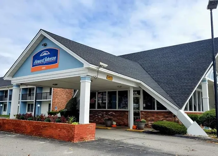 Cheap hotels Howard Johnson By Wyndham Bangor