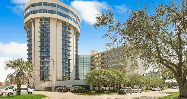 Airport Hotel: Comfort Inn & Suites At Copeland Tower