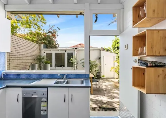 Maison de vacances: 2 Classic Inner City Cottage Charm 2Br