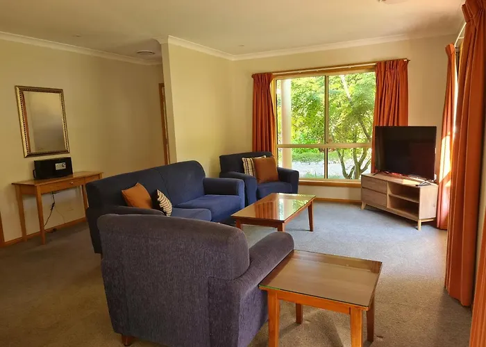 Delany Villas Bright - Spa Luxury On Delany Avenue