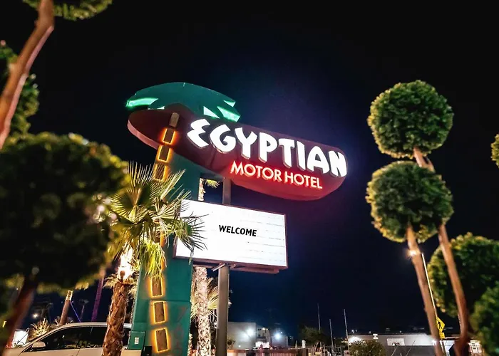 Egyptian Motor BW Signature Collection