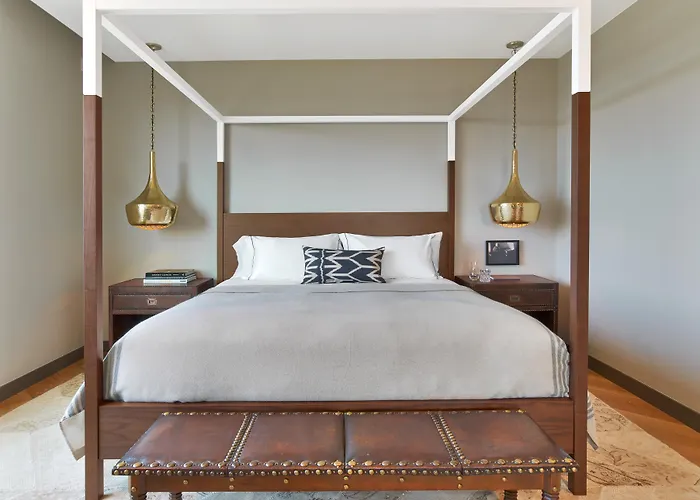 Family Hotel: Hotel Van Zandt