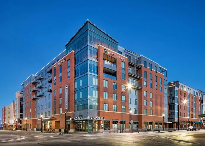 Hotel with pool: Hyatt Place Lincoln/Downtown-Haymarket