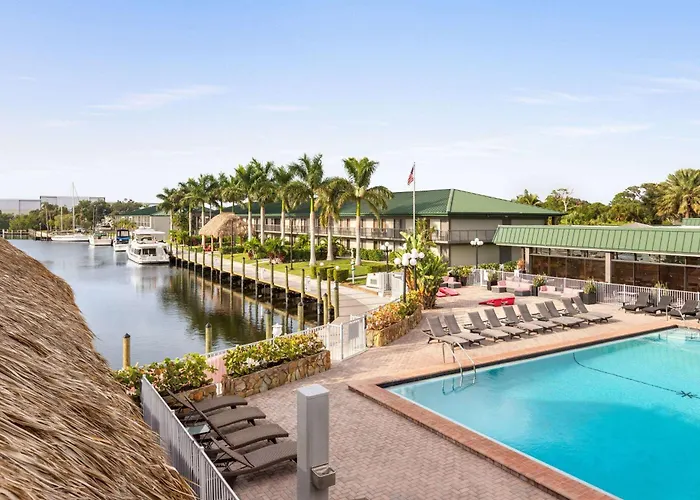 Ramada By Wyndham Sarasota Waterfront