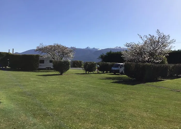 Fiordland Great Views Holiday Park