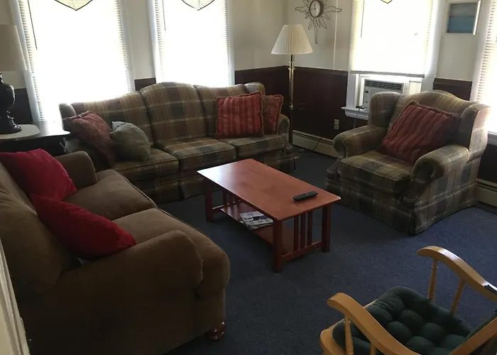 Family Hotel: Sandpiper Beachfront Motel