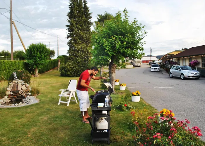 Hotel: Boundary Motel