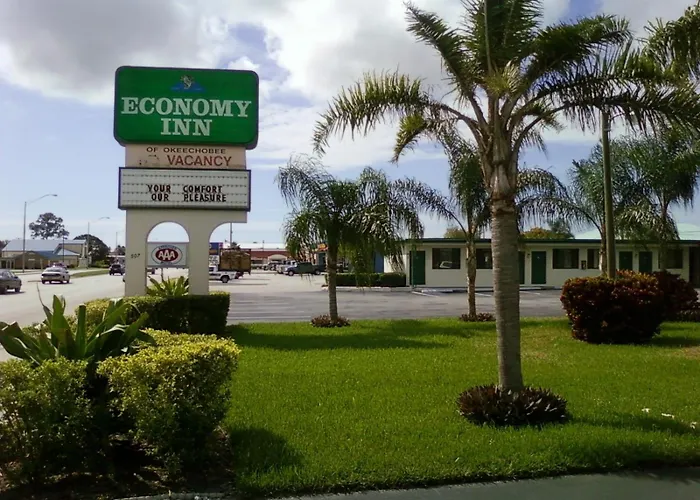 Hotel: Economy Inn Okeechobee