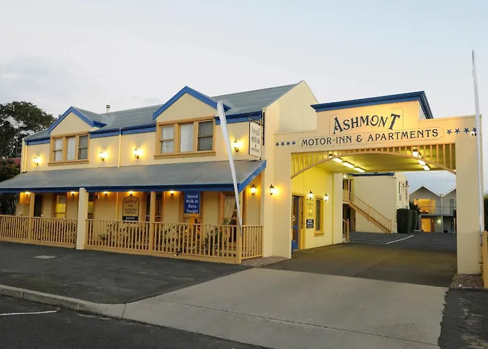 Luxury hotel only: Ashmont Motel And Apartments